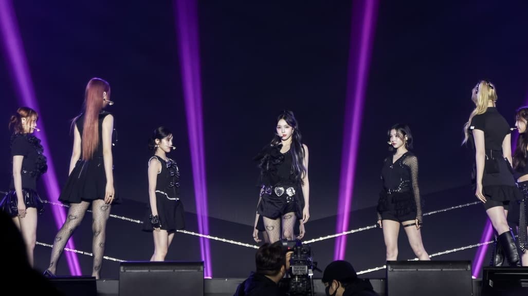 SM's Biggest Girl Group Since Girls' Generation: What Hearts2Hearts's Eight-Member Debut Signals About the Post-Lee…