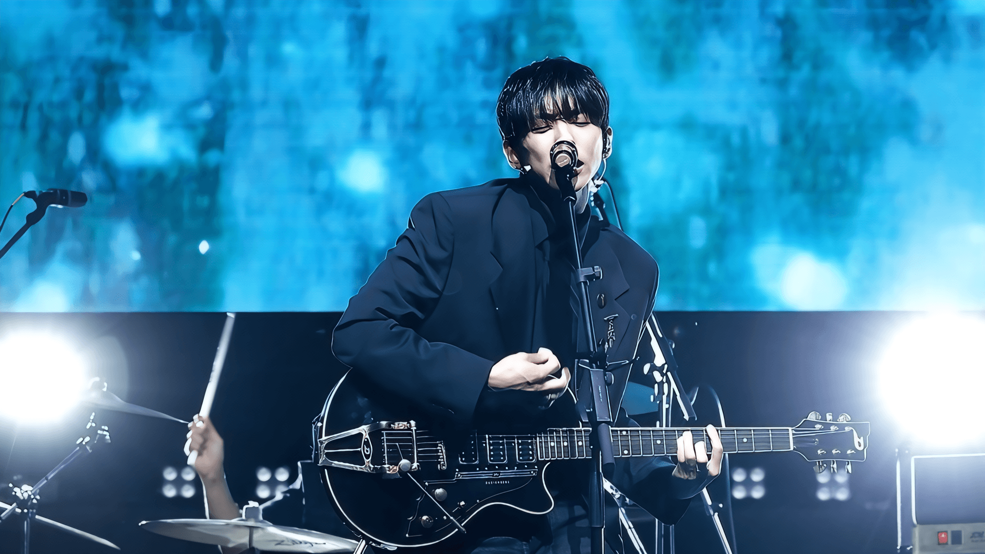 Lee Seung-yoon Wins Best Rock Song for Second Straight Year at Korean Music Awards