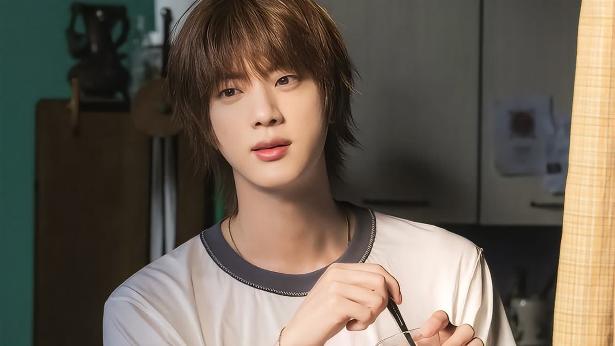 A BTS Jin Phone Case Just Upstaged Everyone at the 2026 Oscars