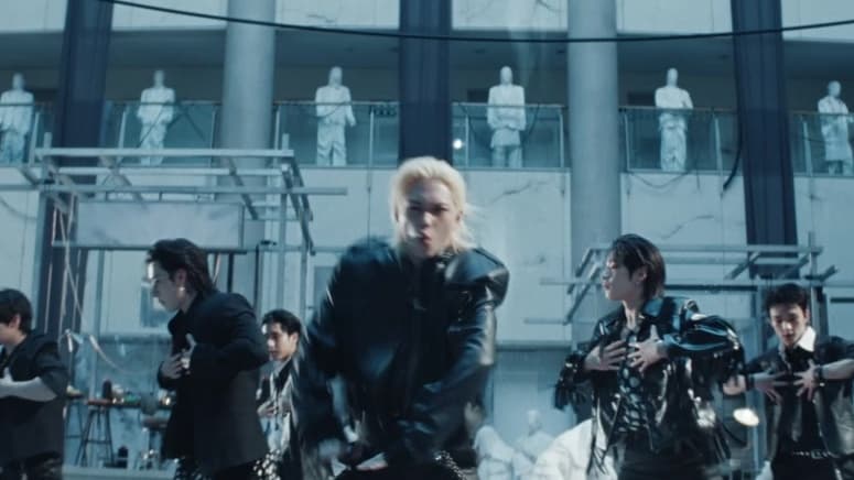 Stray Kids' 'DO IT' Debuts at Billboard 200 No. 1 — Eight Consecutive Chart-Topping Debuts in 70 Years of Chart History