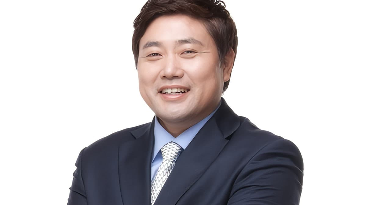 Baseball Star Yang Jun-hyeok Reveals His Seafood Empire Business Plan