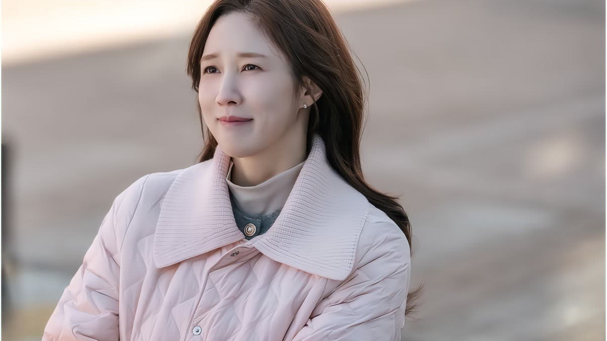 Actress Lee Su-kyung Opens Up About the Child She Almost Had — and the Law That Stood in the Way