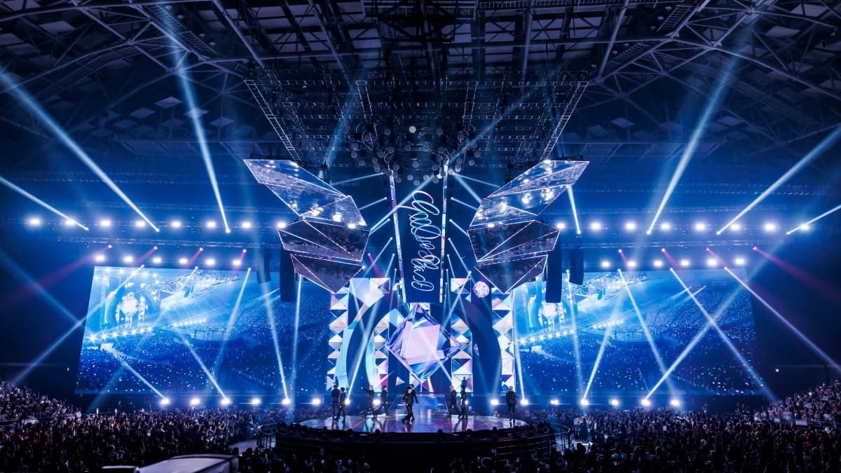 Nobody Was Ready for ZEROBASEONE's Final Night as Nine