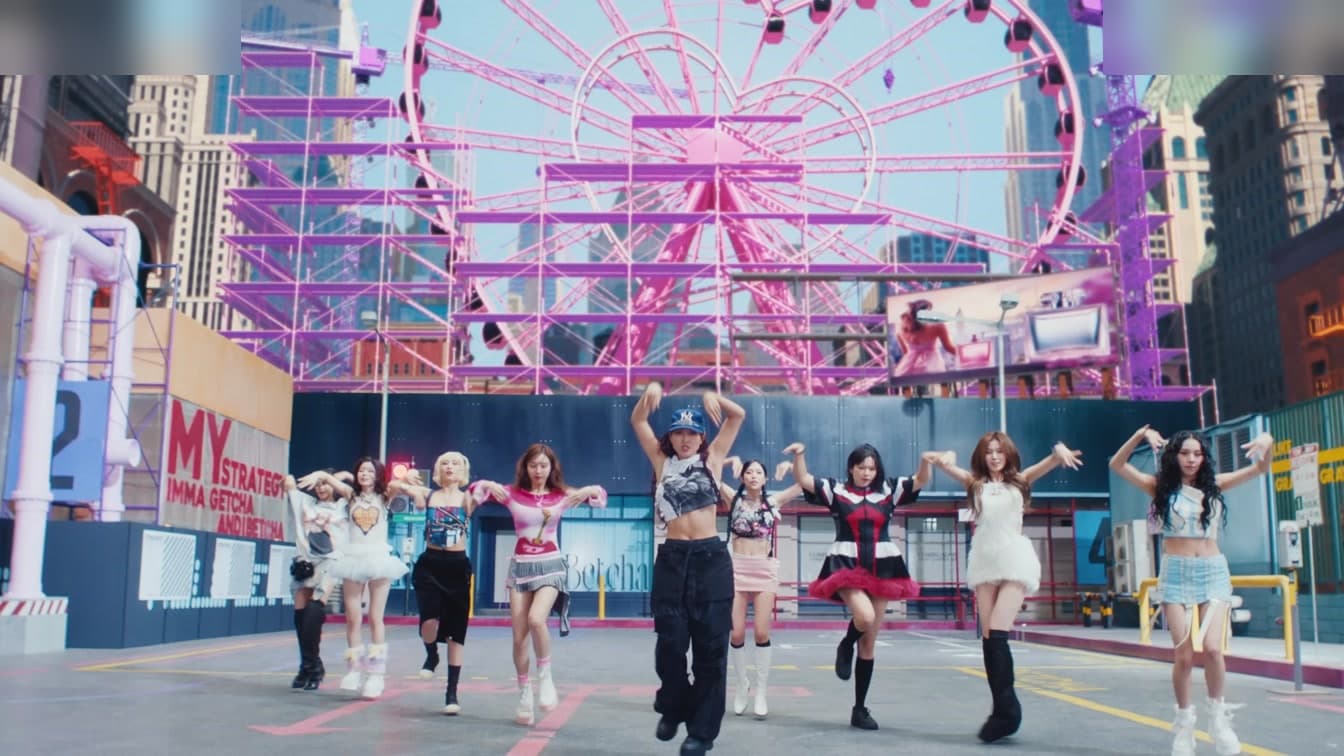 TWICE's Jihyo Stuns Fans With Those Abs — Here's the Workout Routine Behind It