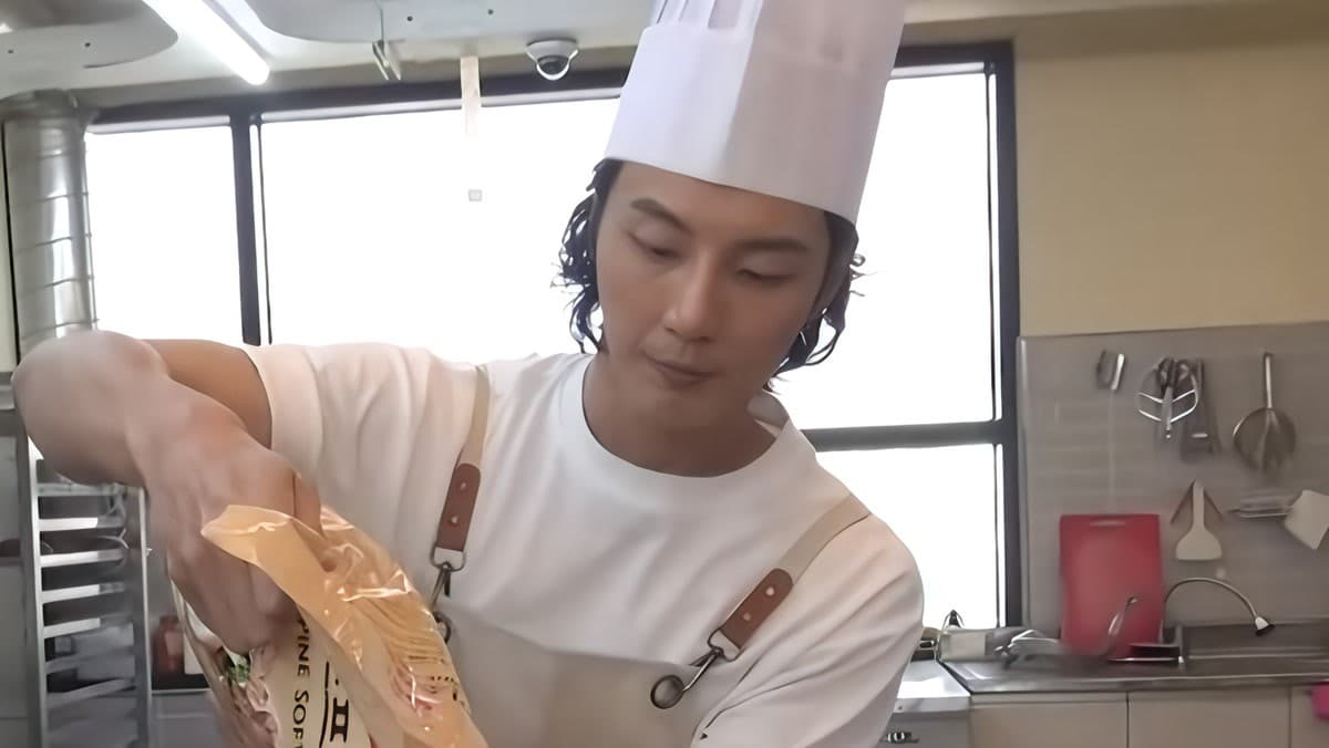 Baker King Returns: Yoon Si-yoon Bakes Again 15 Years Later