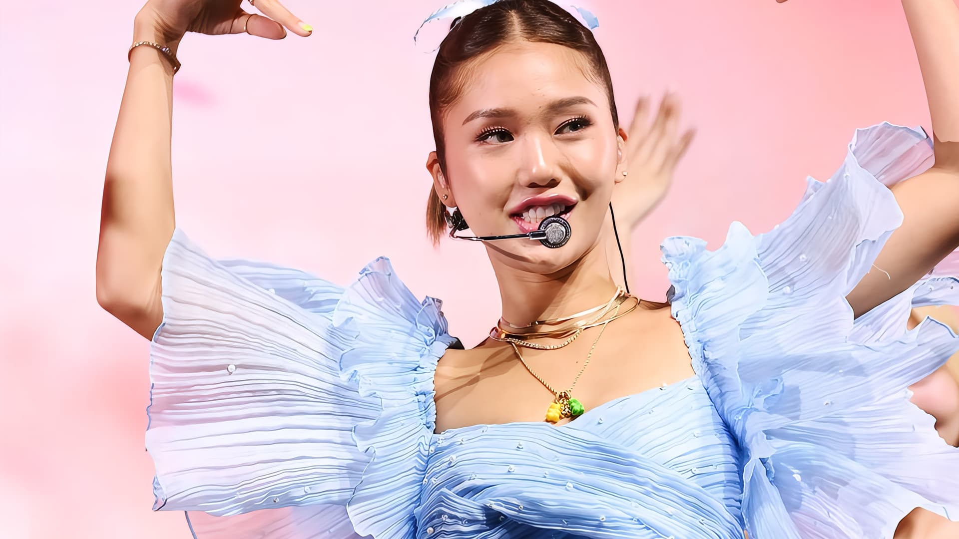 OH MY GIRL's Mimi and BIGBANG's Daesung Bond Over Sweet Treats in Delightful YouTube Collaboration