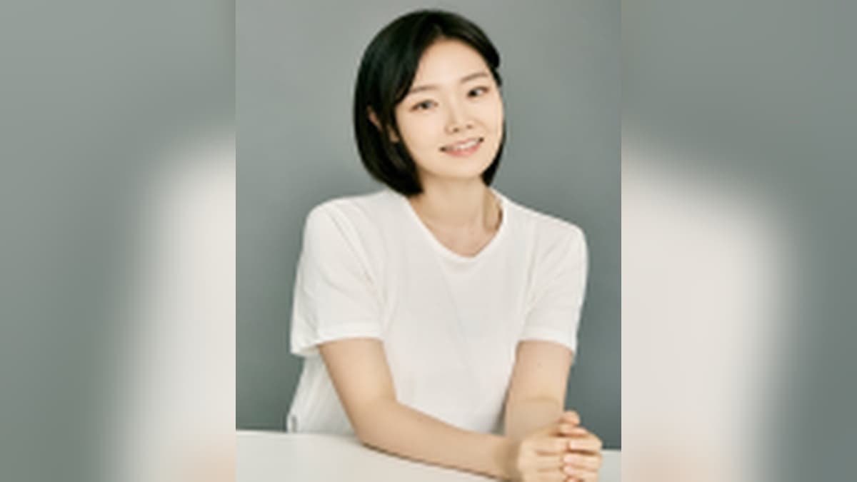 Son Su-a