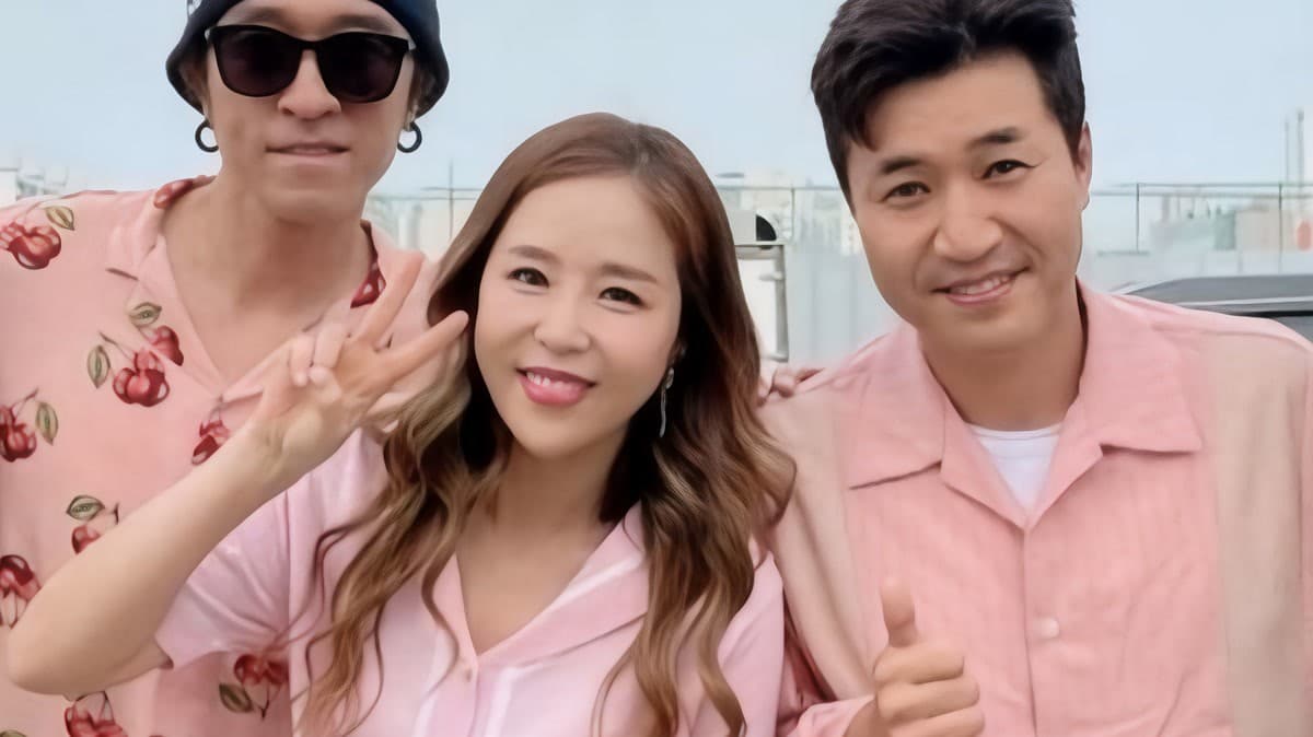 Shinji's Wedding Singer Reveals a 26-Year Friendship