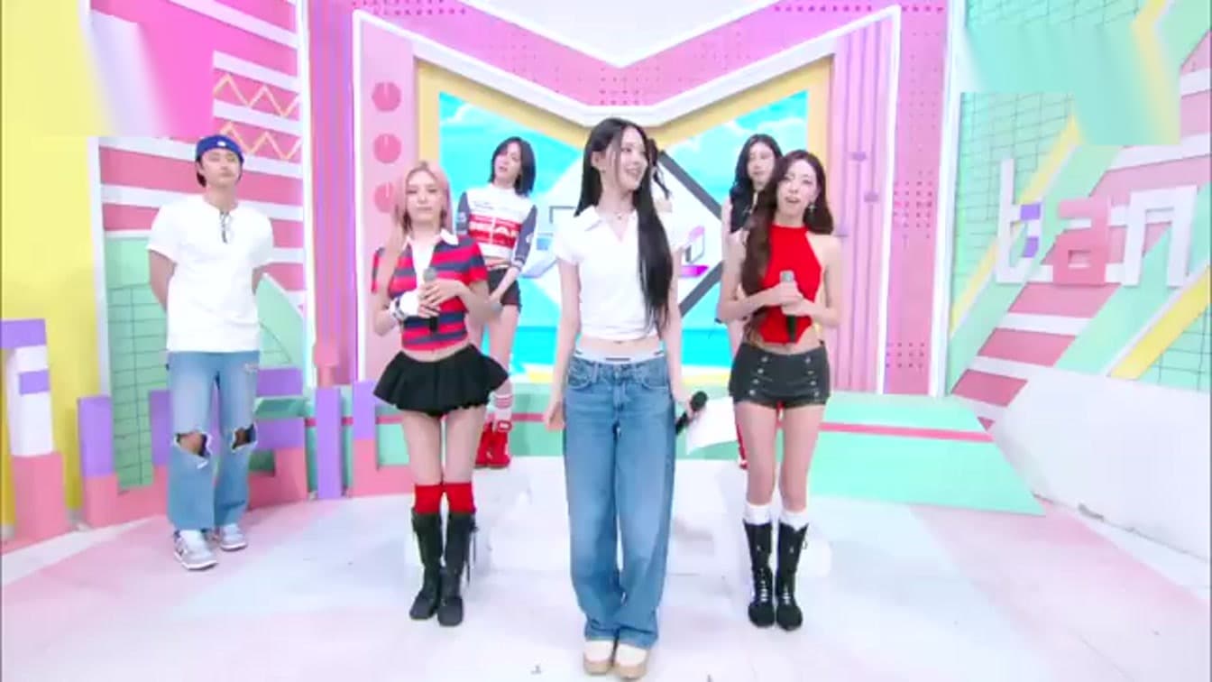 Here’s What ITZY Said About Motto
