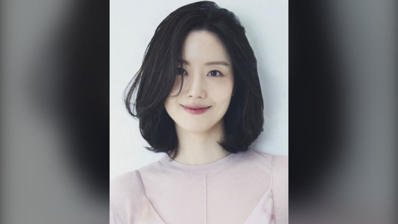 The Rumor That Made Moon Chae-won Cry Live on YouTube