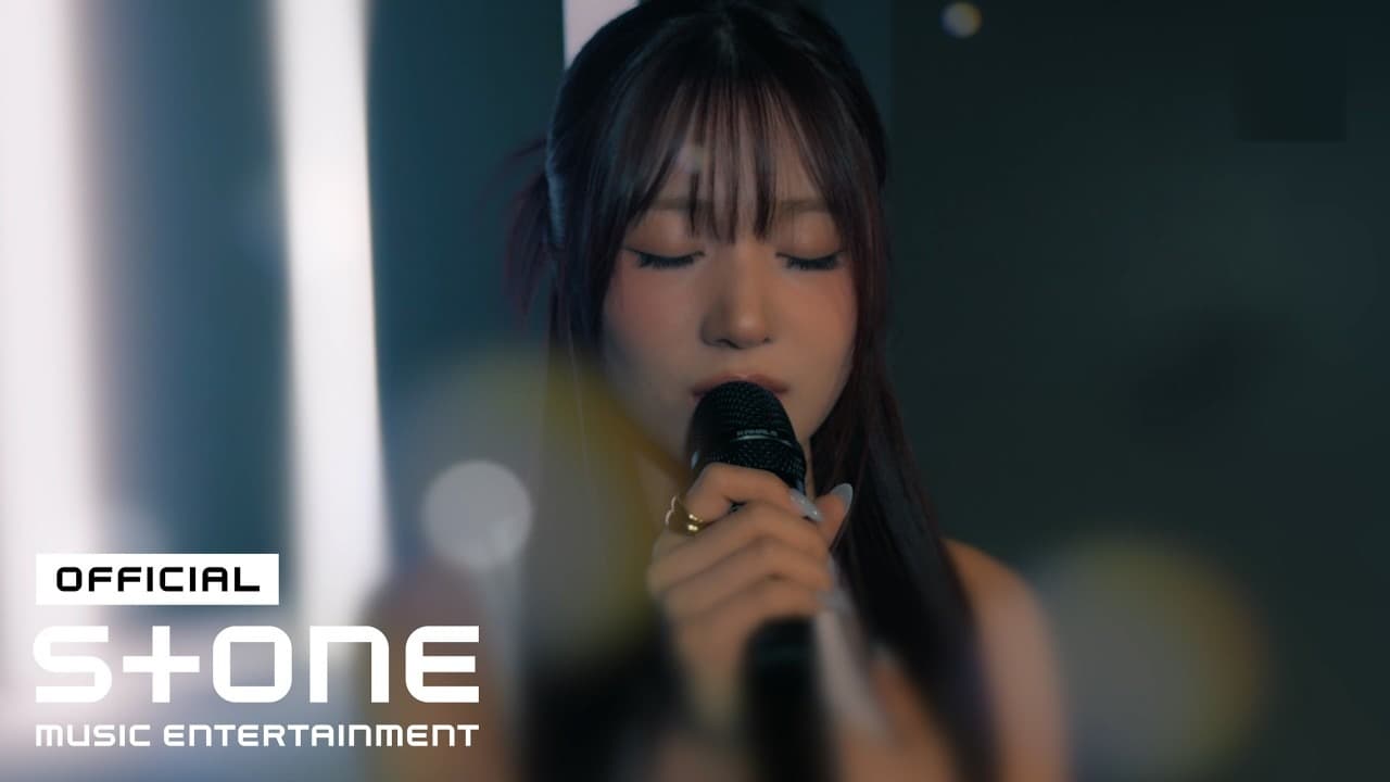 Hat:q Finds Quiet Power In Life Goes On MV