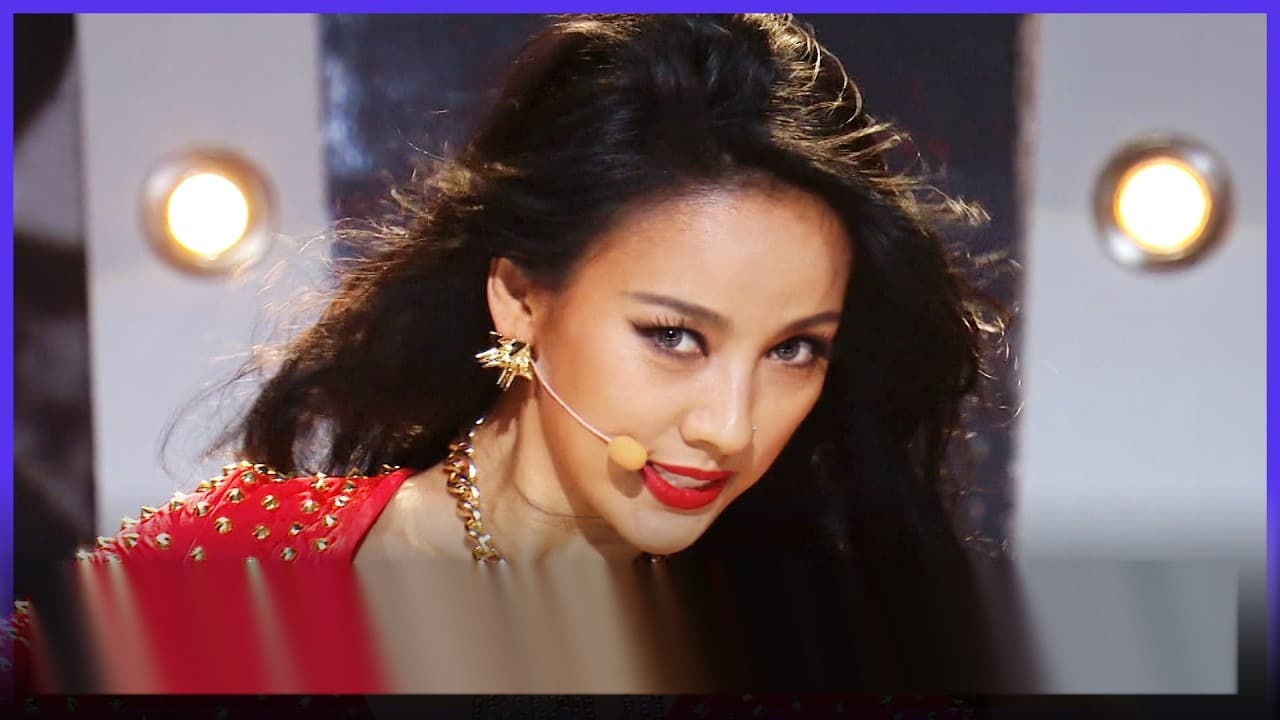 Lee Hyori Stages Still Hit Like a Warning