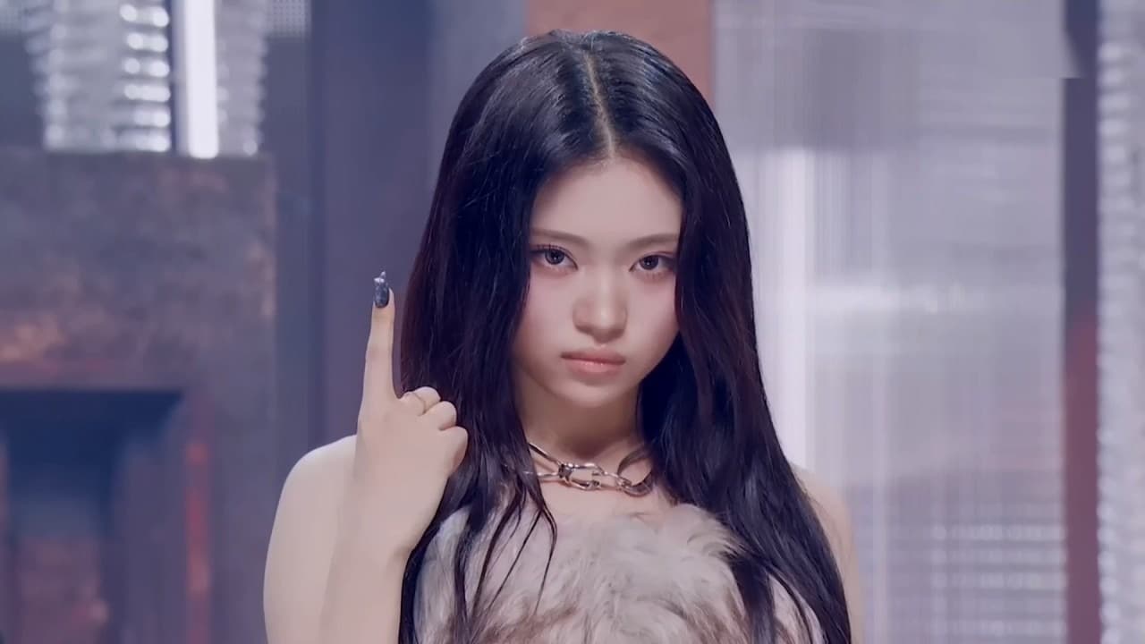 Keyveatz Makes AOMG's Girl Crew Debut Count
