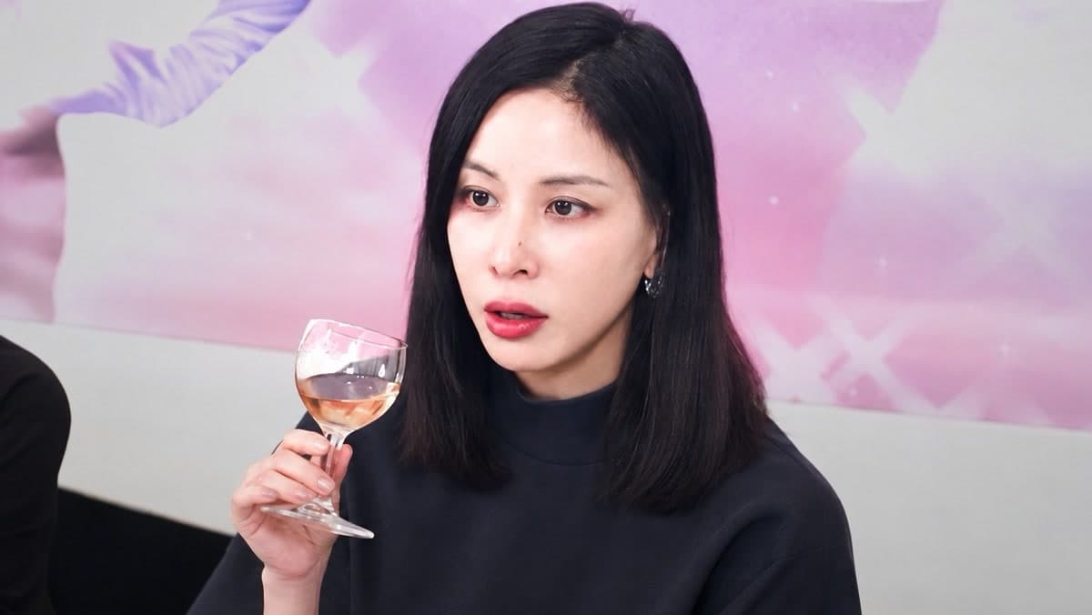 Ko So-young Opens Up in YouTube Toast