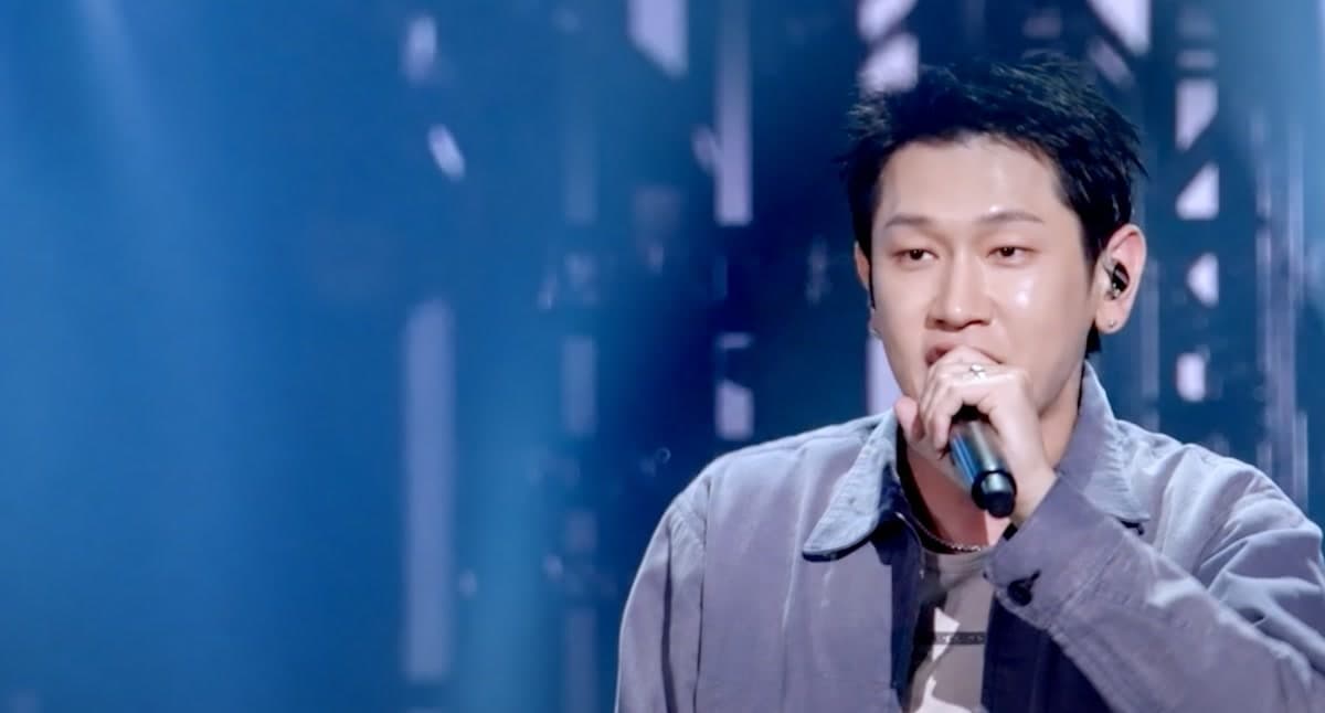Crush and Sung Si-kyung Turn KBS Clip Into Event