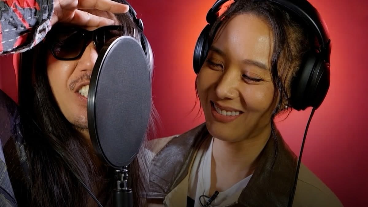Yoon Mirae And Tiger JK Open SDF Studio Door