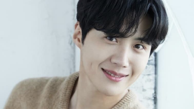 Kim Seon Ho Announces 2026 Asia Fan Meeting Tour LOVE FACTORY Across Six Cities