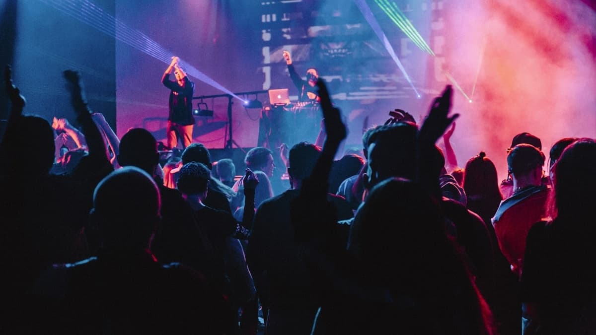 Kim Heechul Discovers He Is the Same Age as an Idol Mom And His Reaction Is Everything