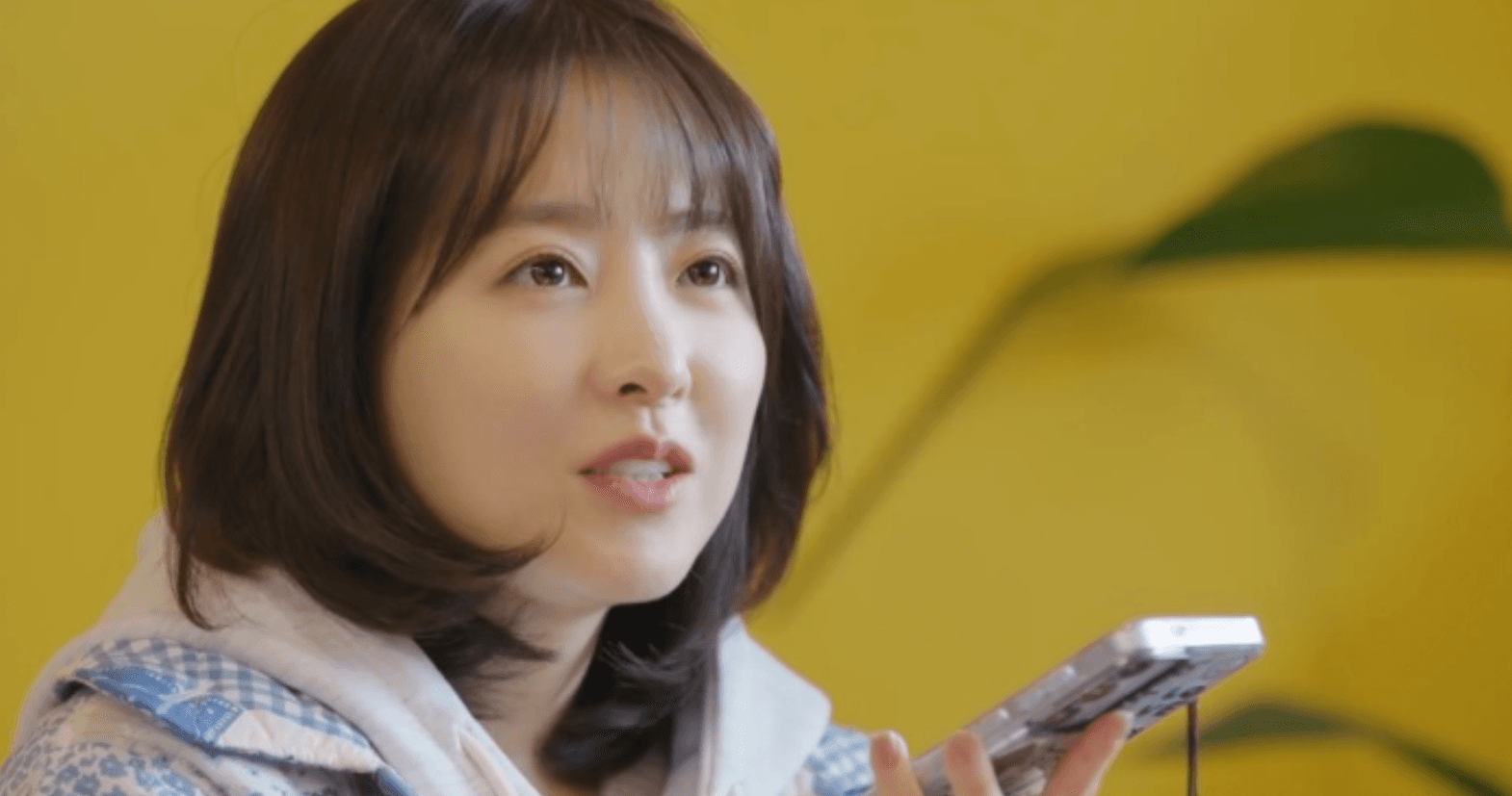 Nobody Expected Lee Sun-bin to Show Up in a Horse Costume