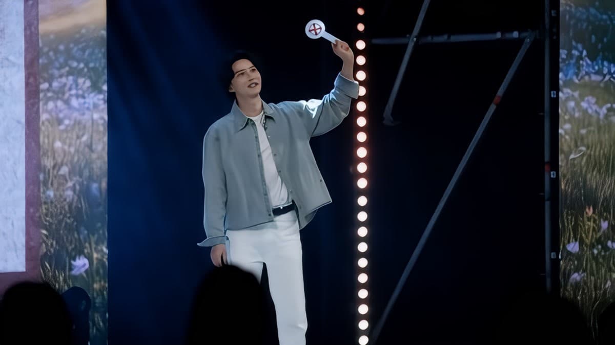 Kim Nam-gil Held a 5-Hour Fanmeeting — Then Debuted as a Singer
