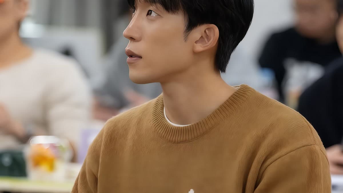 7 Korean Stars Who Stepped Outside Their Comfort Zone — And Owned It