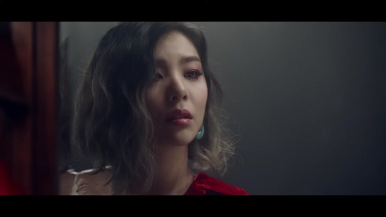 What Ailee's Husband Does While She Works Has Fans Swooning