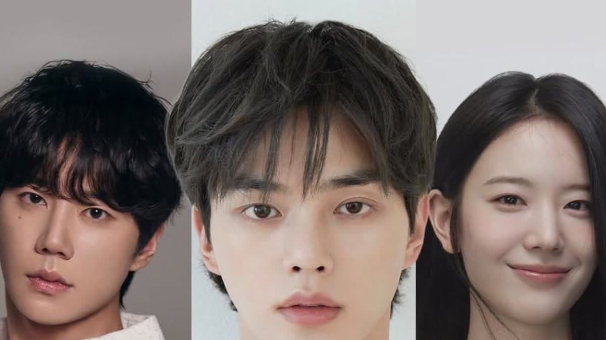 Fans Are Ready for Song Kang's Four Hands Return