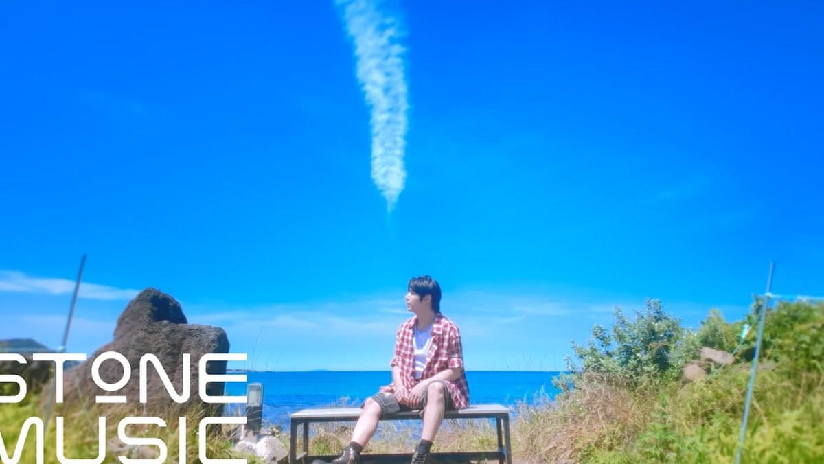 Choi Sung Yun Opens His BLUE MOON Era