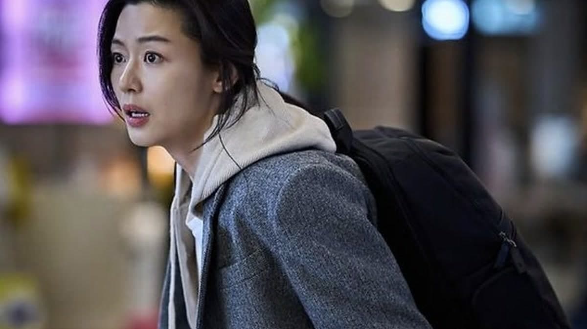 Jun Ji-hyun's 11-Year Return Heads Home